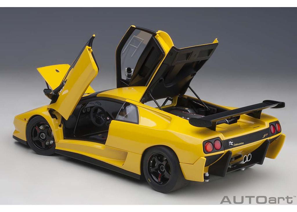 AUTOart(オートアート) ランボルギーニ ディアブロ SV-R （SUPERFLY YELLOW／イエロー） 1/18スケール 塗装済みミニカー