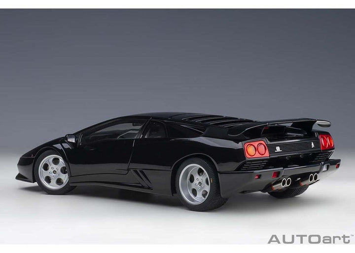 1/18 ランボルギーニ ディアブロ SE30 (DEEP BLACK METALLIC/メタリック・ブラック)