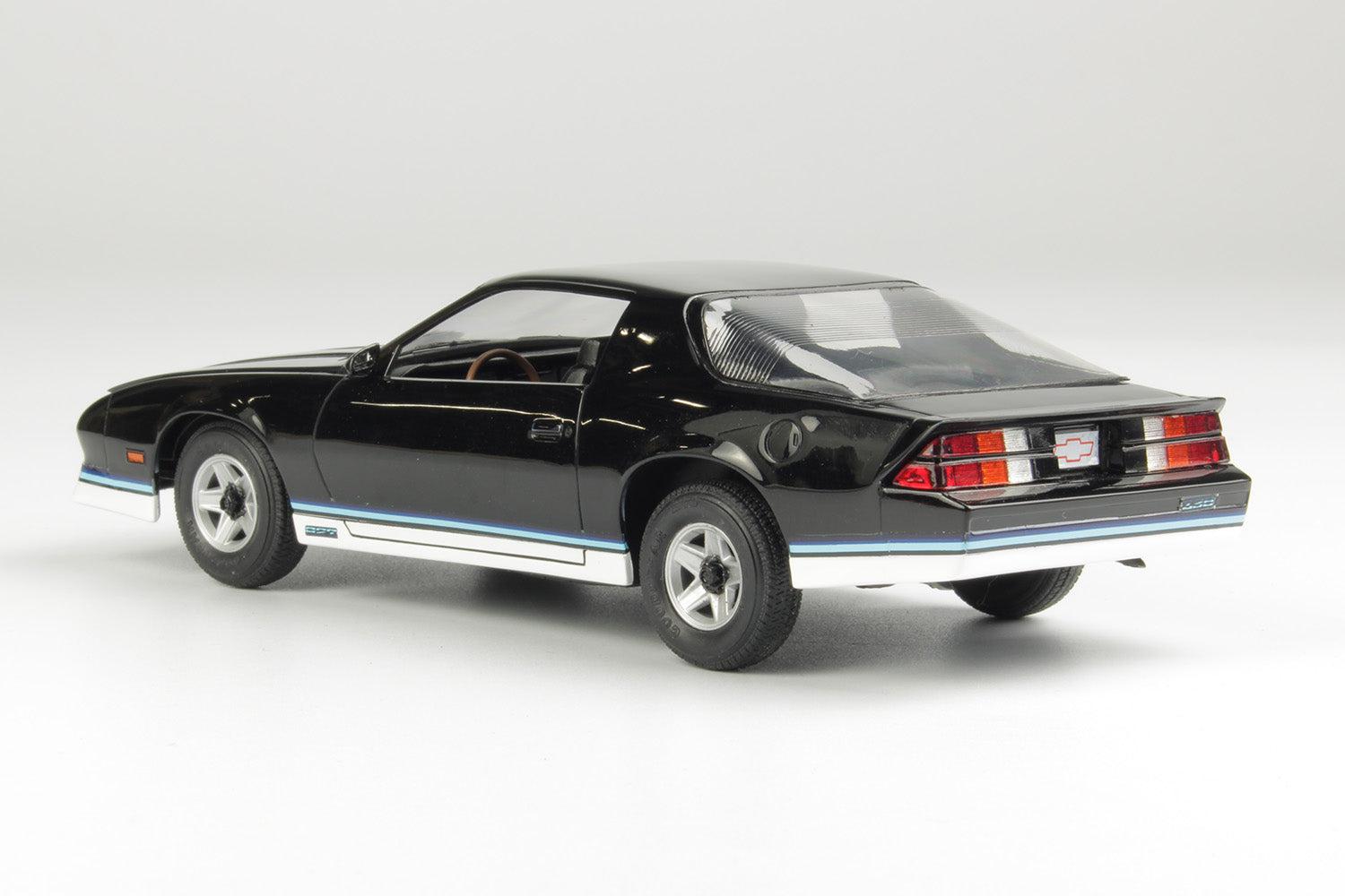 Sun Star 1/18 1982 シボレー カマロ CHP パトカー Amazon | Sun Star