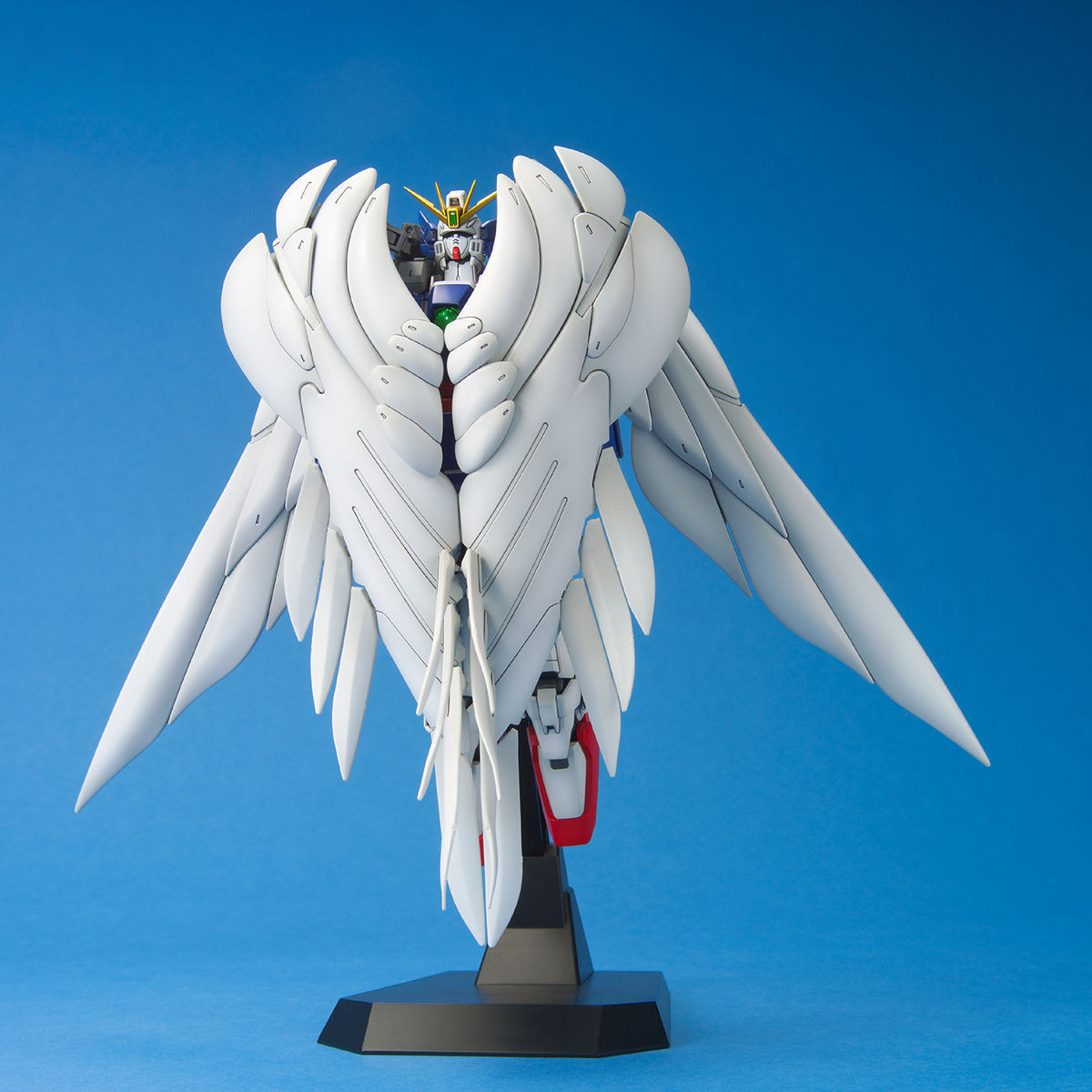 S*き様 ガンプラ　MG ウイングガンダムゼロカスタム＆ウイングガンダムver. Amazon.co.jp: MG Gundam Wing: Endless Waltz, Wing Gundam