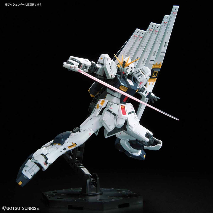 RG νガンダム 1/144スケール