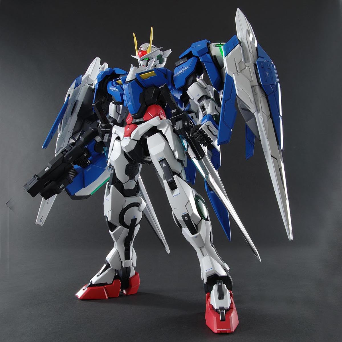 PG ダブルオーライザー 1/60スケール – SOOTANG HOBBY