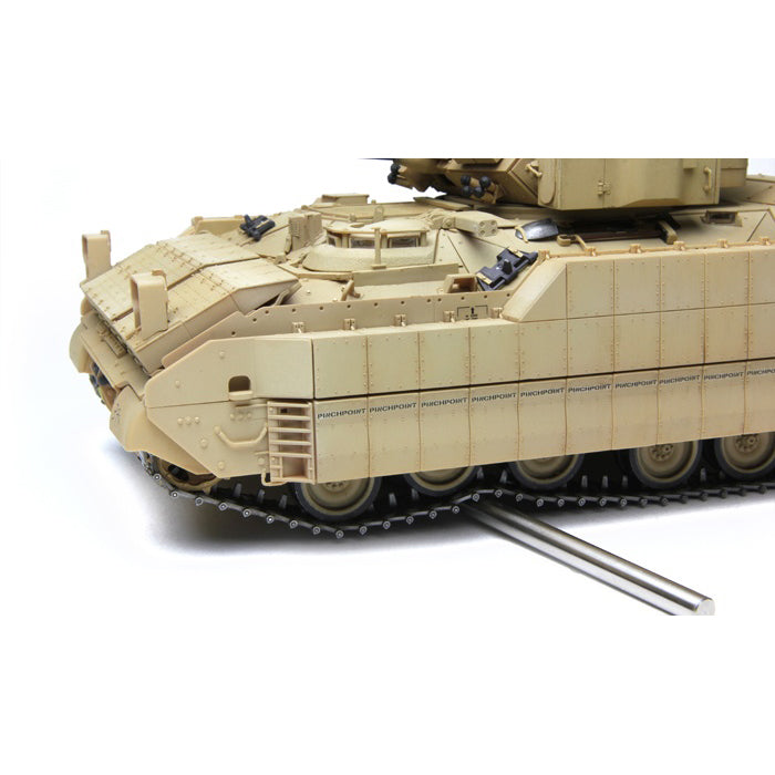 1/35 SS-004 アメリカM2A3ブラッドレーBUSK III 歩兵戦闘車