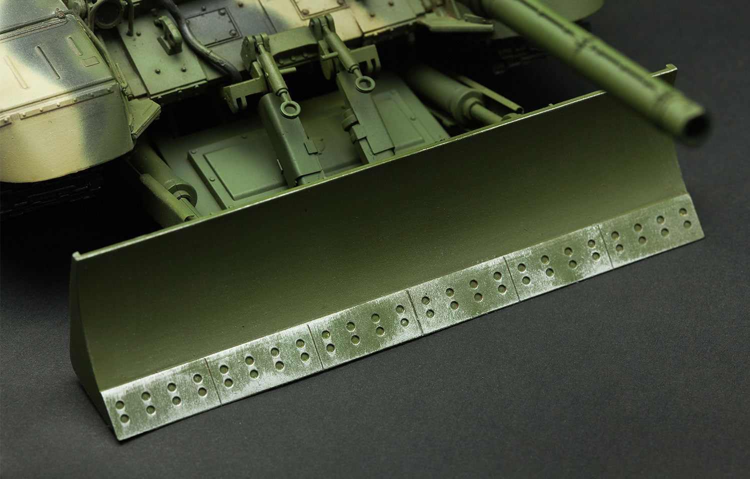 MENG MODEL(モンモデル)TS-014 1/35 ロシア主力戦車T-90