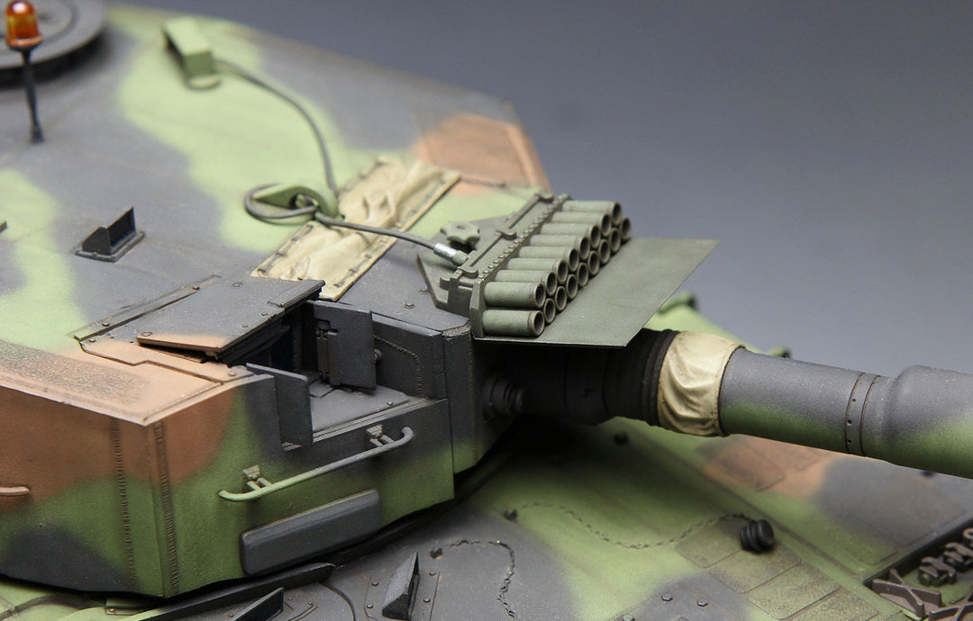 1/35 ドイツ主力戦車 レオパルド 2A4