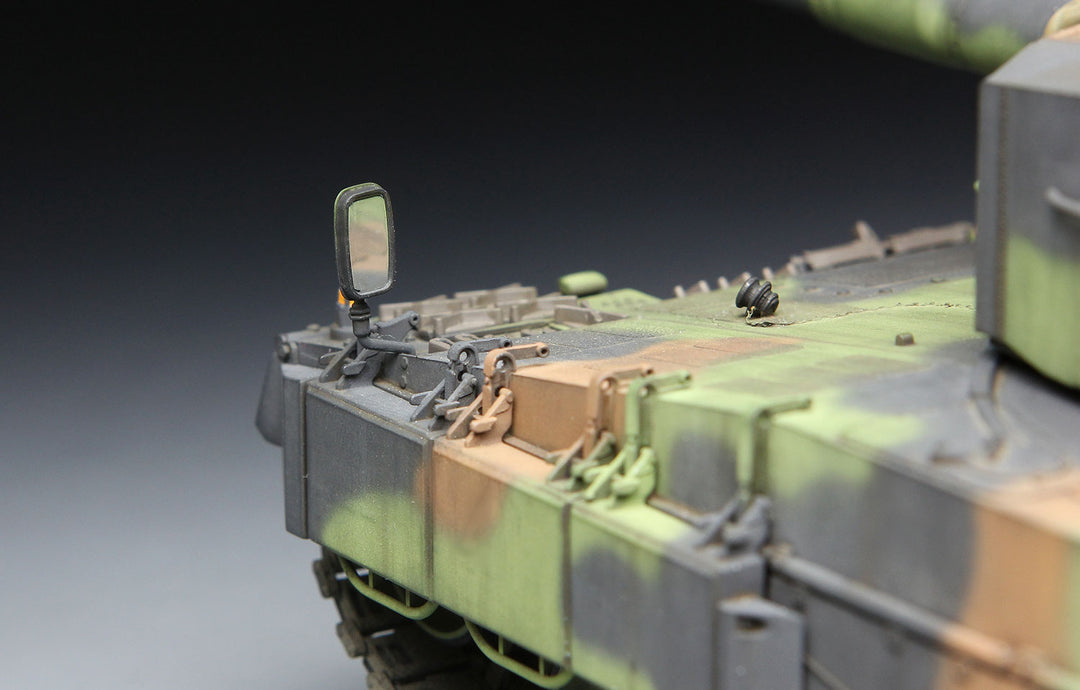 1/35 ドイツ主力戦車 レオパルド 2A4