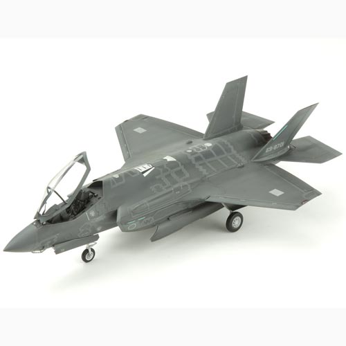1/48 LS-008 F-35AライトニングII戦闘機 日本限定版