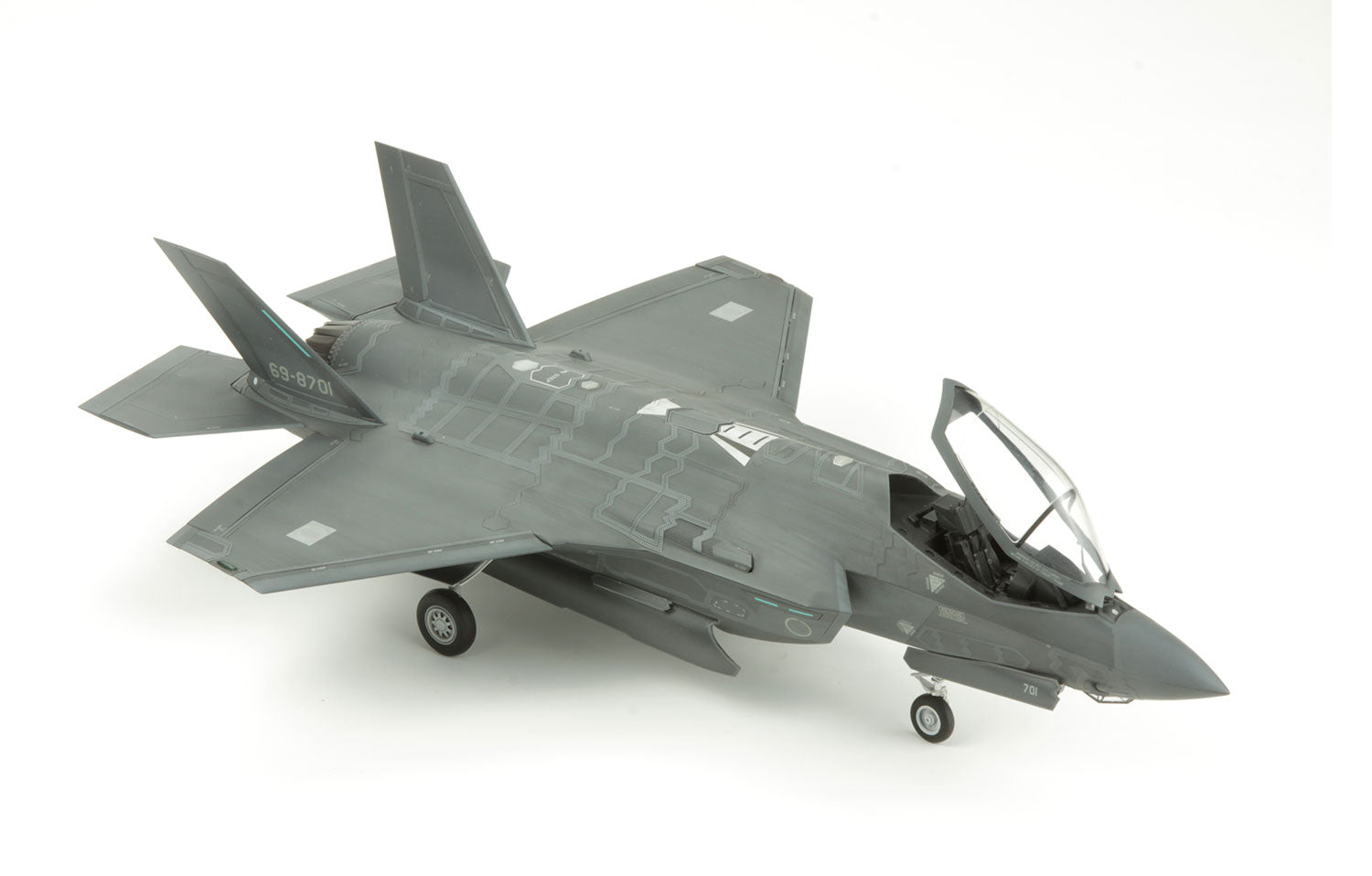 1/48 LS-008 F-35AライトニングII戦闘機 日本限定版 – SOOTANG HOBBY
