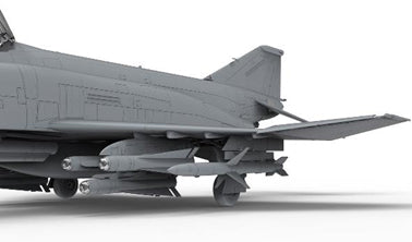 【セール商品】 F-4G ファントムII 「ワイルド・ ウィーゼル」 電子戦攻撃機 1/48スケール 未塗装組立キット