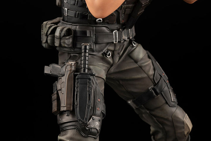 ARTFX クリス・レッドフィールド リニューアルパッケージ 1/6スケール