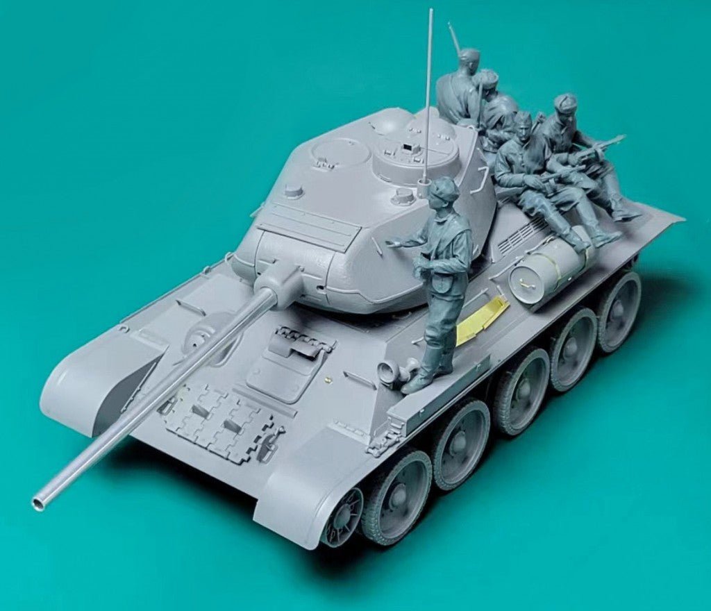 1/35 ソビエト T-34/85 第112工場製