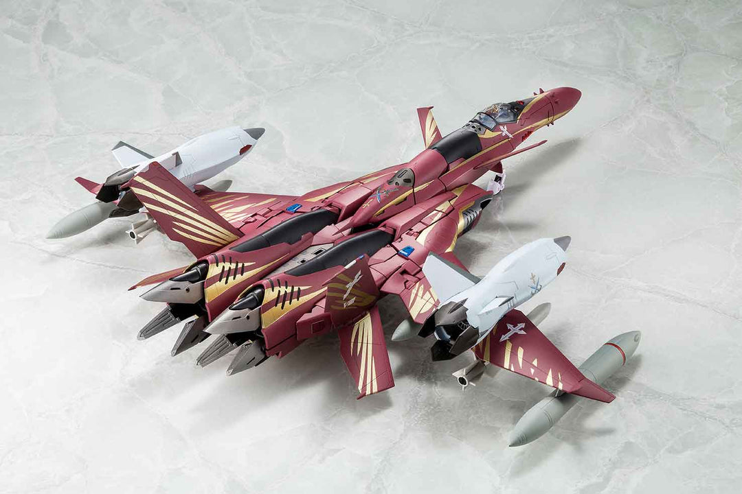 完全変形SV-51γ ノーラ・ポリャンスキー搭乗機 最終決戦仕様