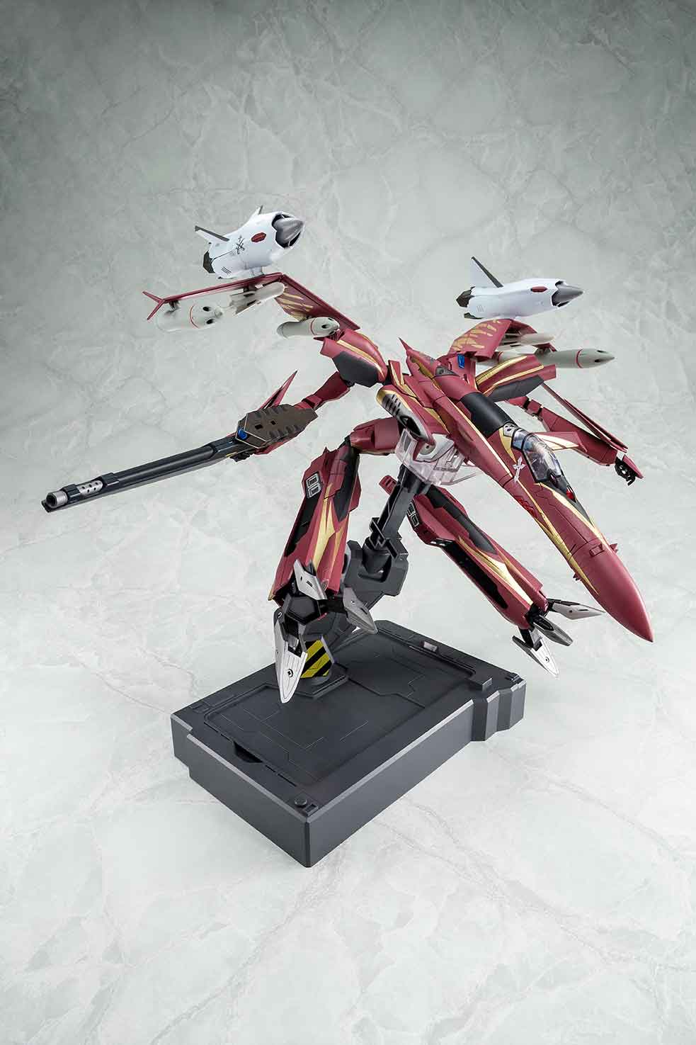 完全変形SV-51γ ノーラ・ポリャンスキー搭乗機 最終決戦仕様