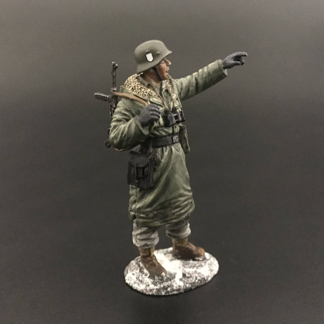 【オータムセール対象】 WAR PARK STWP-00001 オフィサー ヴィズ MP40 KH001 塗装済み完成品…