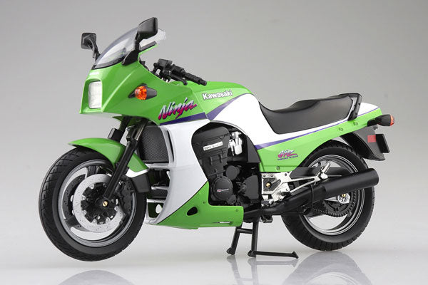 【決算セール対象！】 1/12 完成品バイク -KAWASAKI GPz900R ライムグリーン