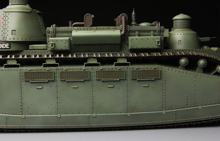 1/35 TS-009 1/35 フランス2C超重戦車